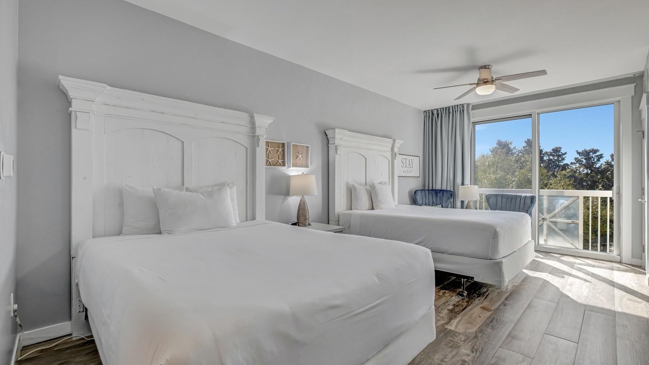 Photo of Bedroom in Villa Lago