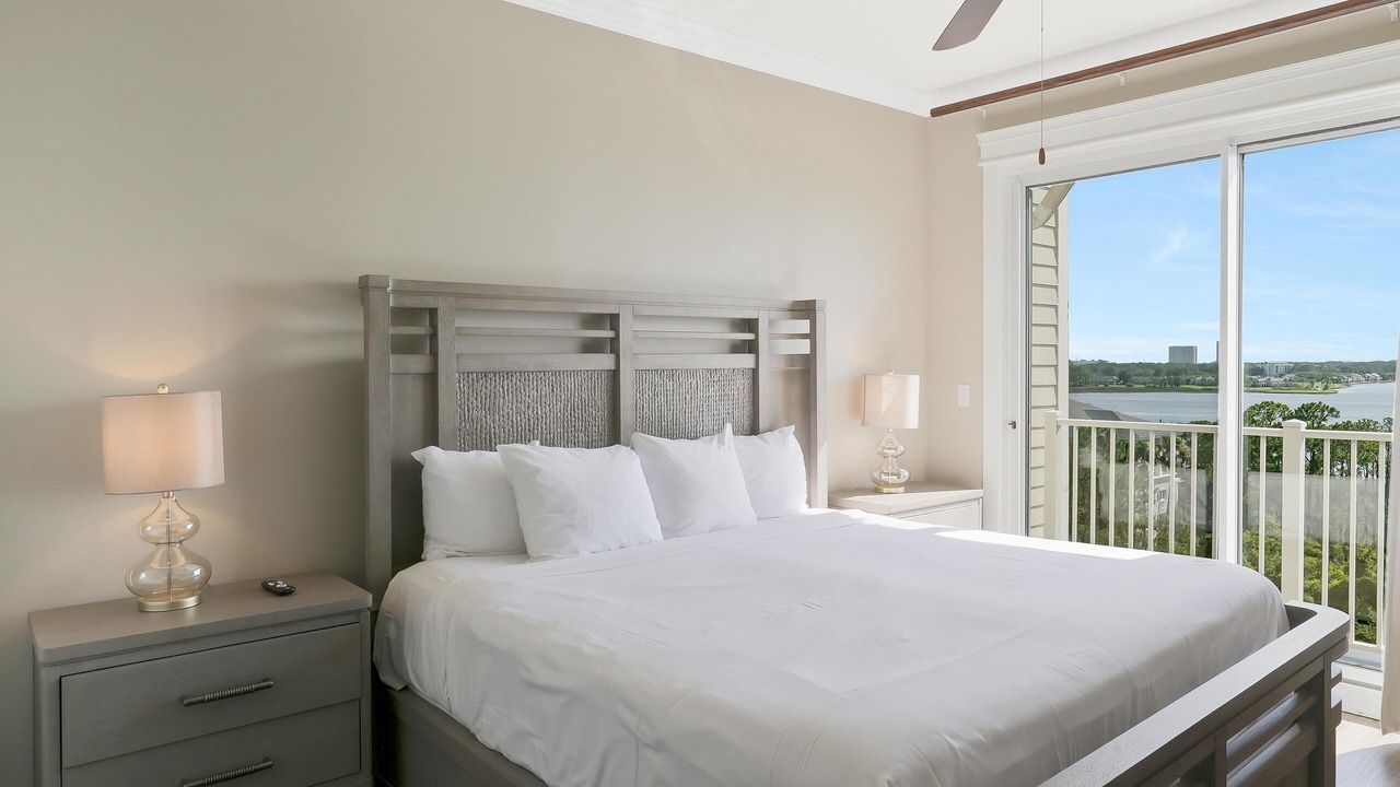 Photo of Bedroom in Villa Lago