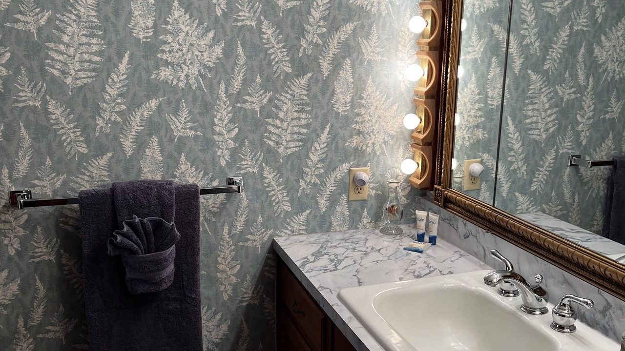 Photo of Bathroom in Hoagland
