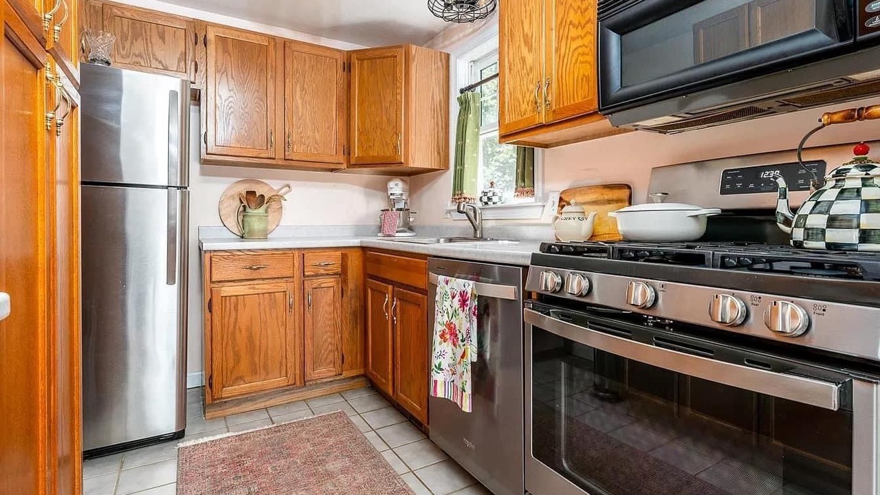 Photo of Kitchen in West Barnstable