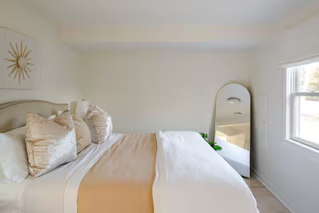 Photo of Bedroom in Riverhead