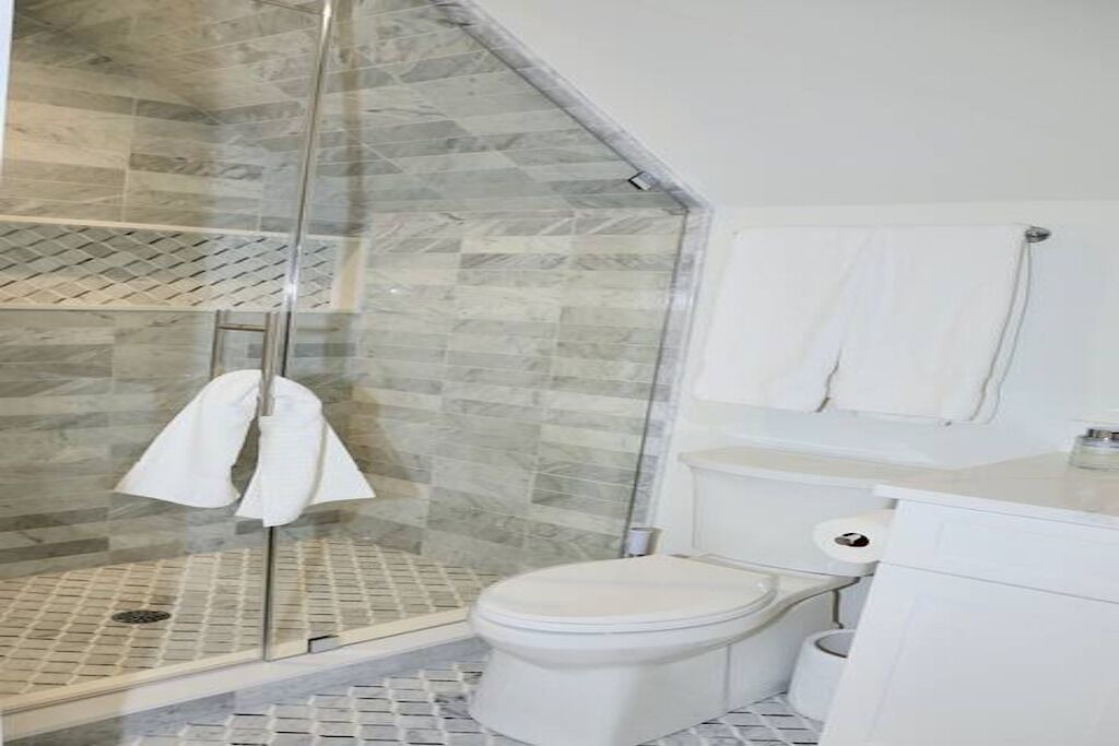 Photo of Bathroom in Riverhead