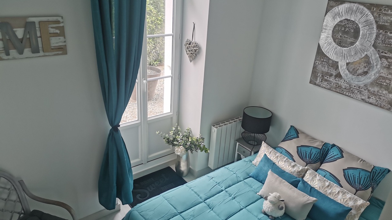 Photo of Bedroom in Lancieux