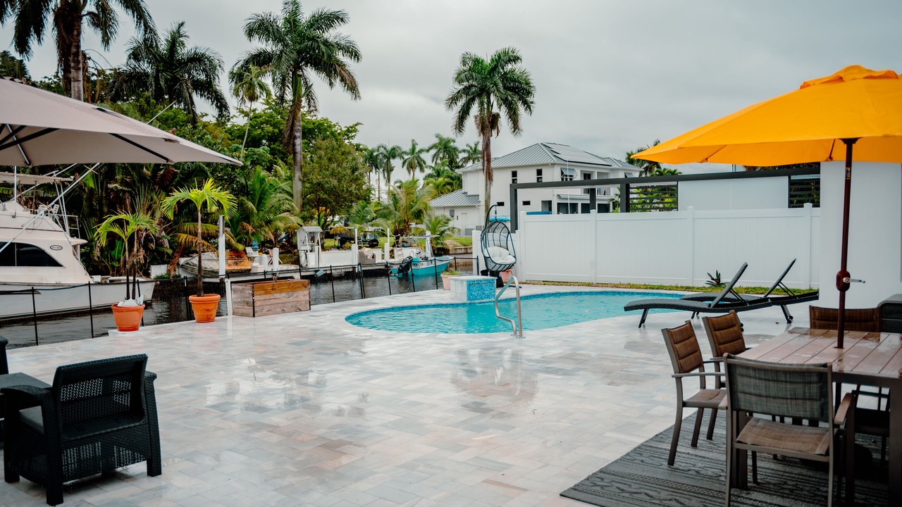Photo of Outdoor in Lauderdale Isles
