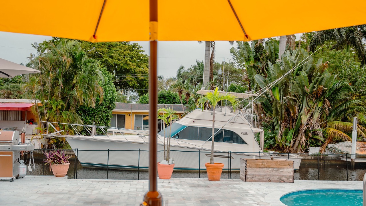 Photo of Outdoor in Lauderdale Isles