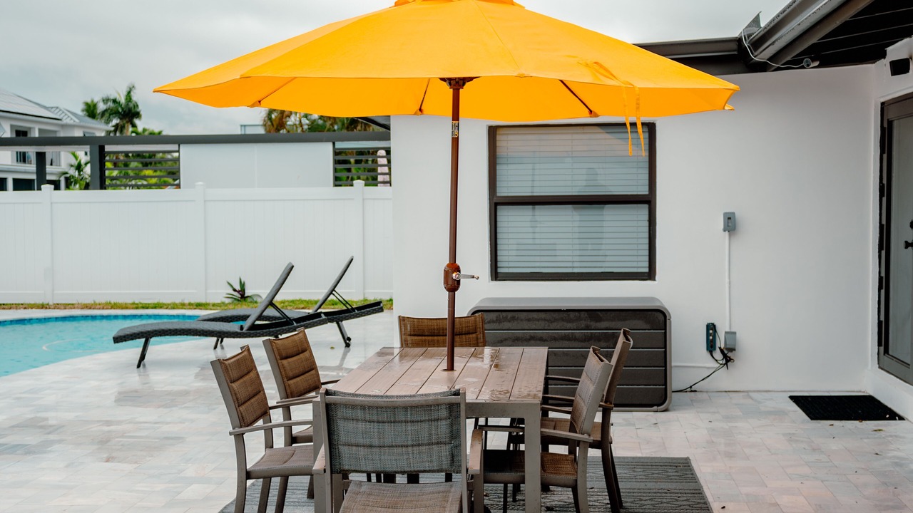Photo of Outdoor in Lauderdale Isles