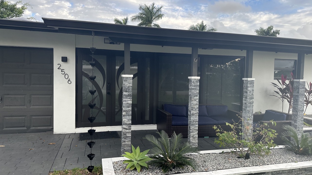 Photo of Outdoor in Lauderdale Isles