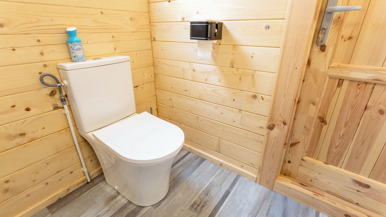 Photo of Bathroom in Landeleau