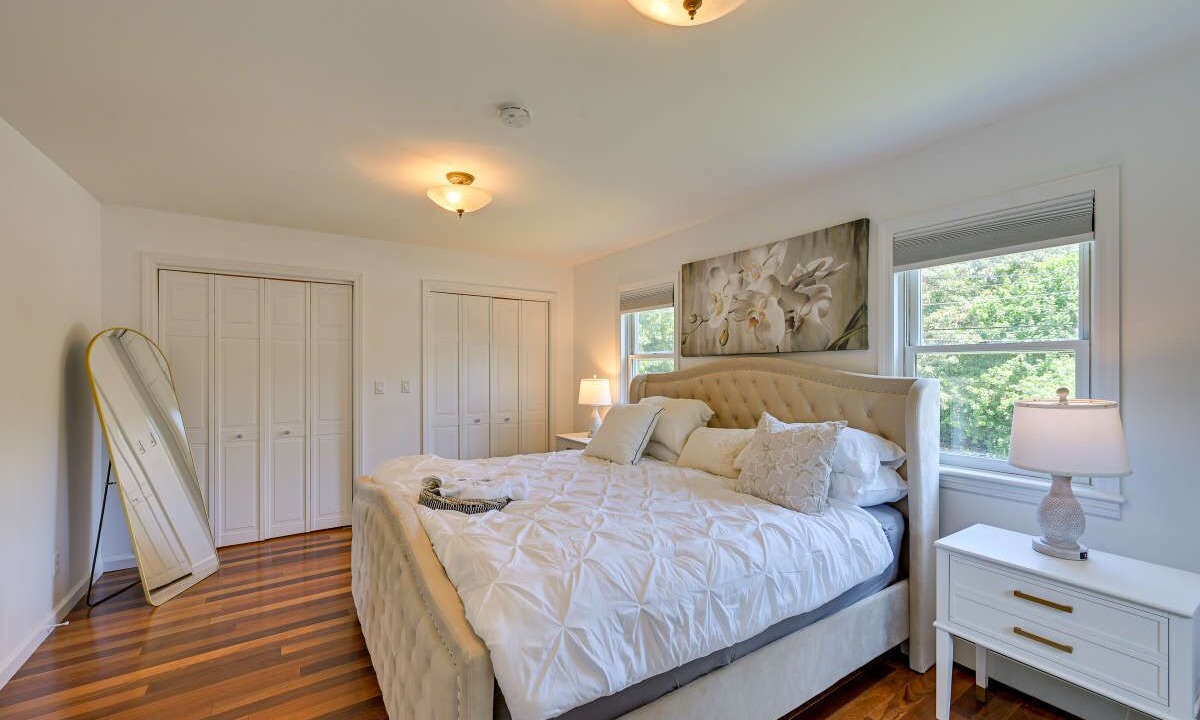 Photo of Bedroom in East Moriches