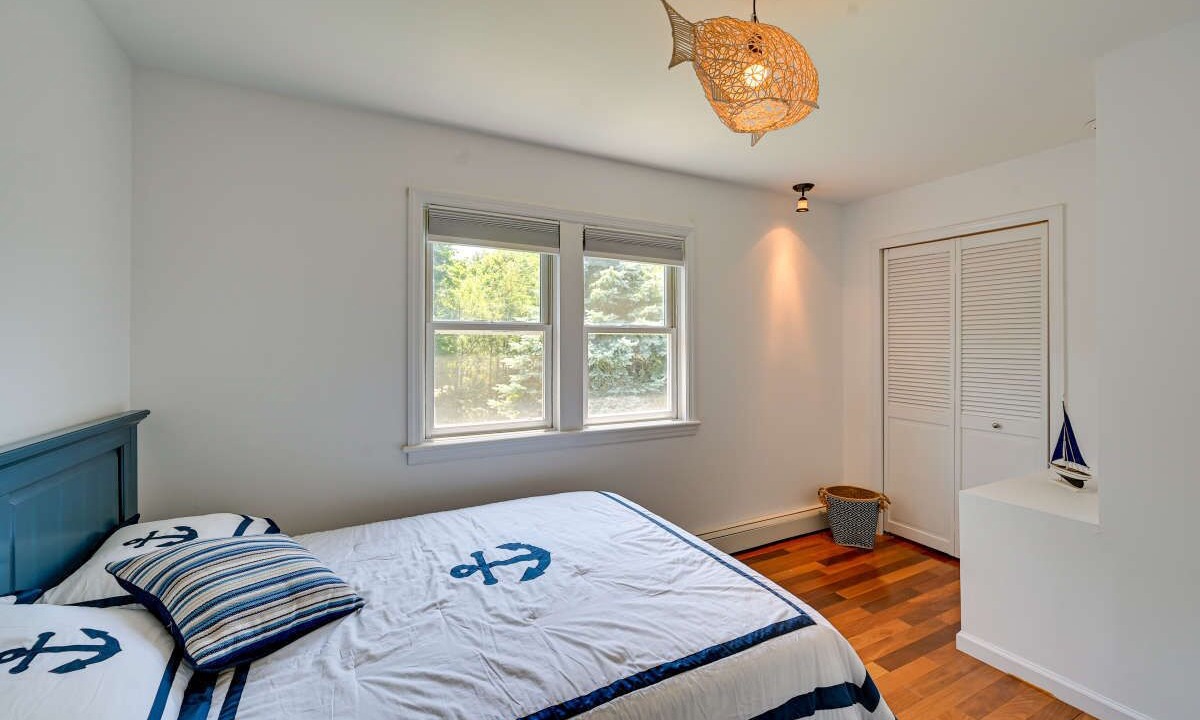 Photo of Bedroom in East Moriches