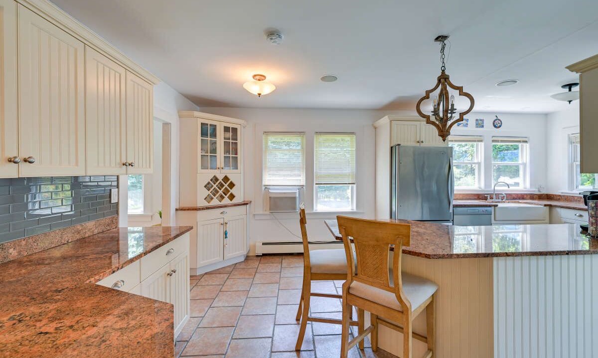 Photo of Kitchen in East Moriches