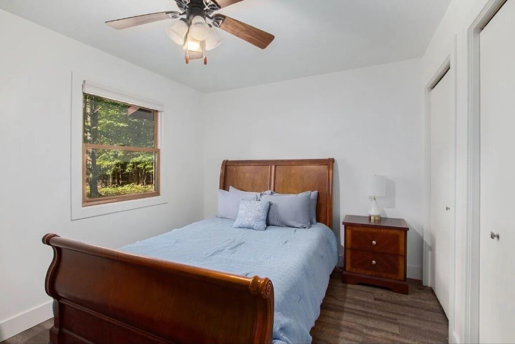 Photo of Bedroom in Canadian Lakes