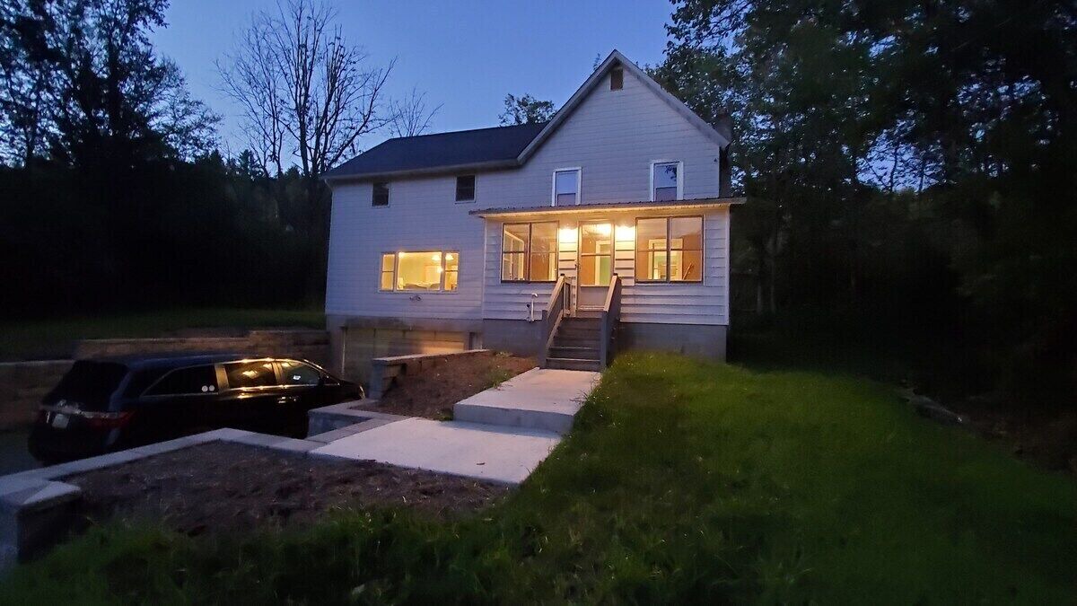 Photo of Outdoor in Hancock