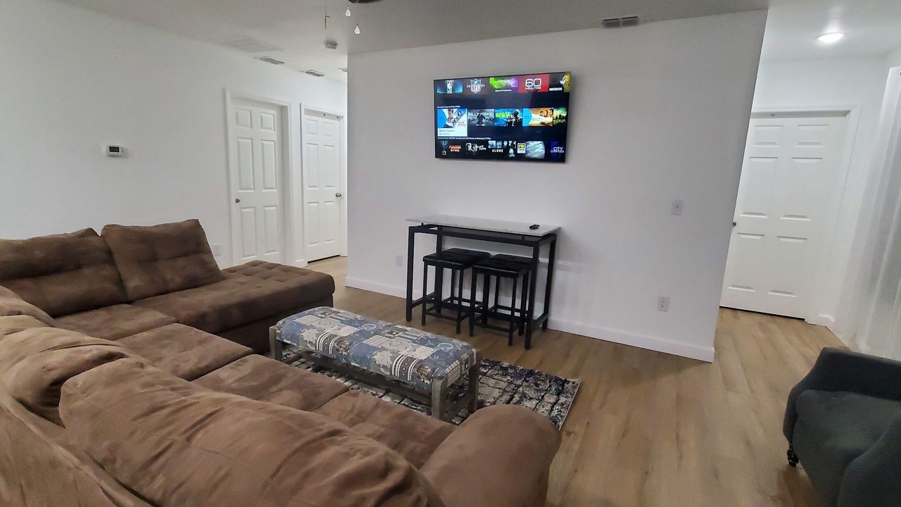 Photo of Livingroom in Tallahassee