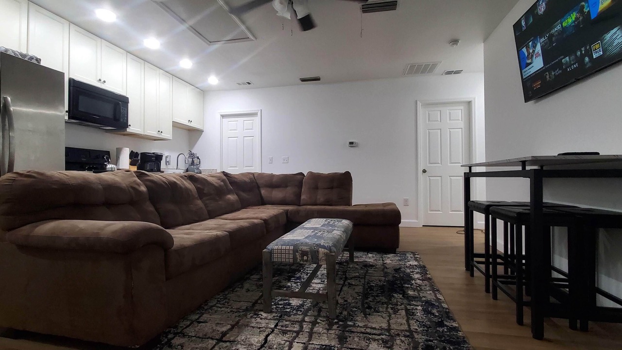 Photo of Livingroom in Tallahassee