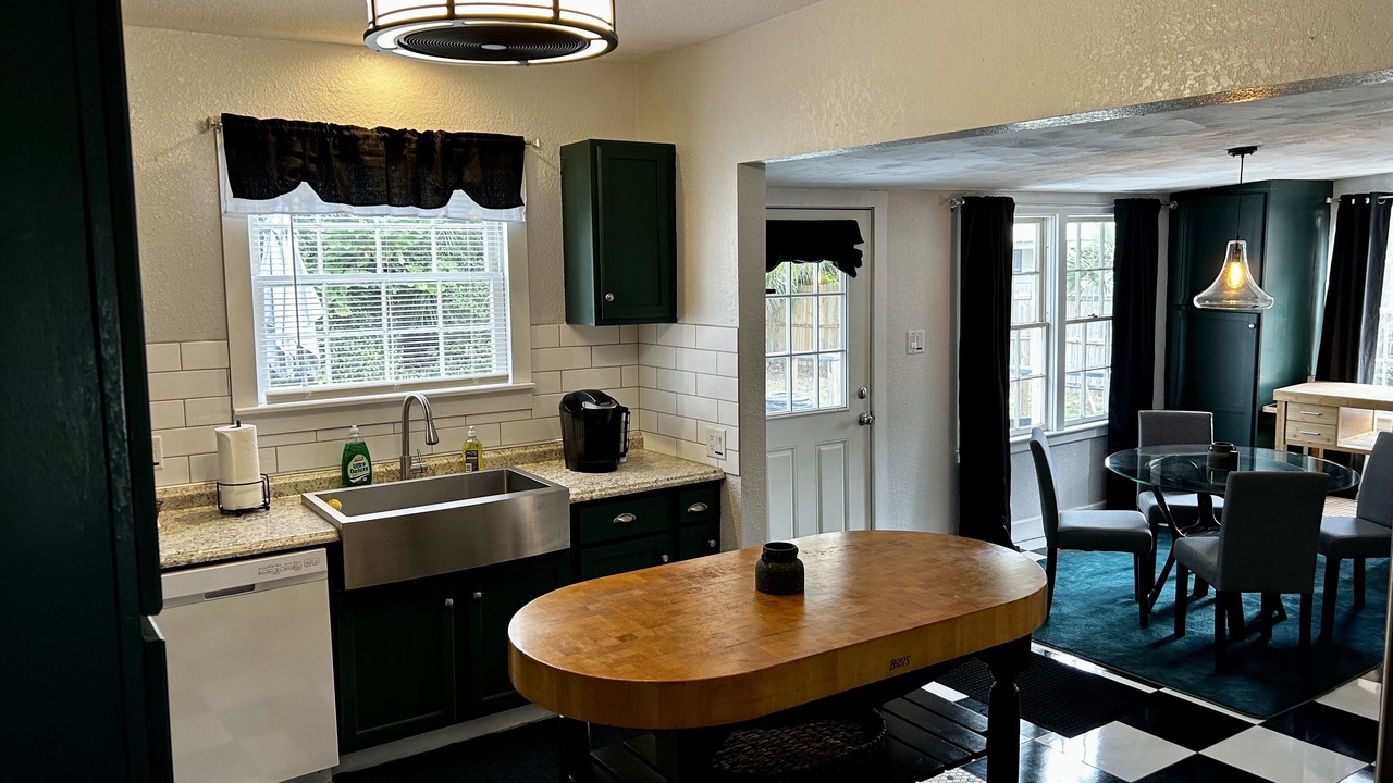 Photo of Kitchen in Historic District