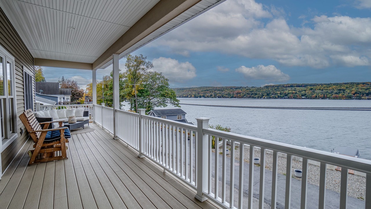 Photo of Patio Balcony in Town of Milo