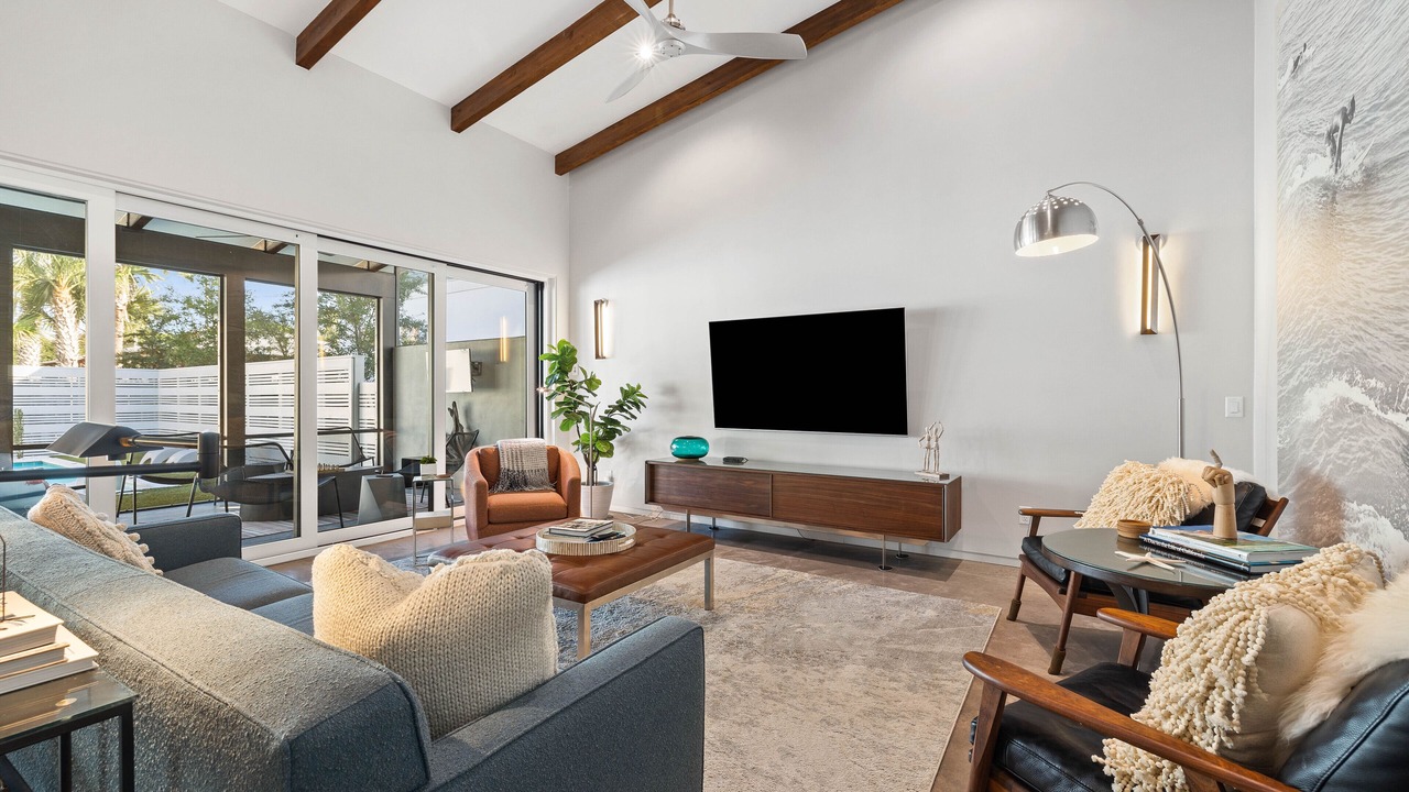 Photo of Livingroom in Sugarwood Beach