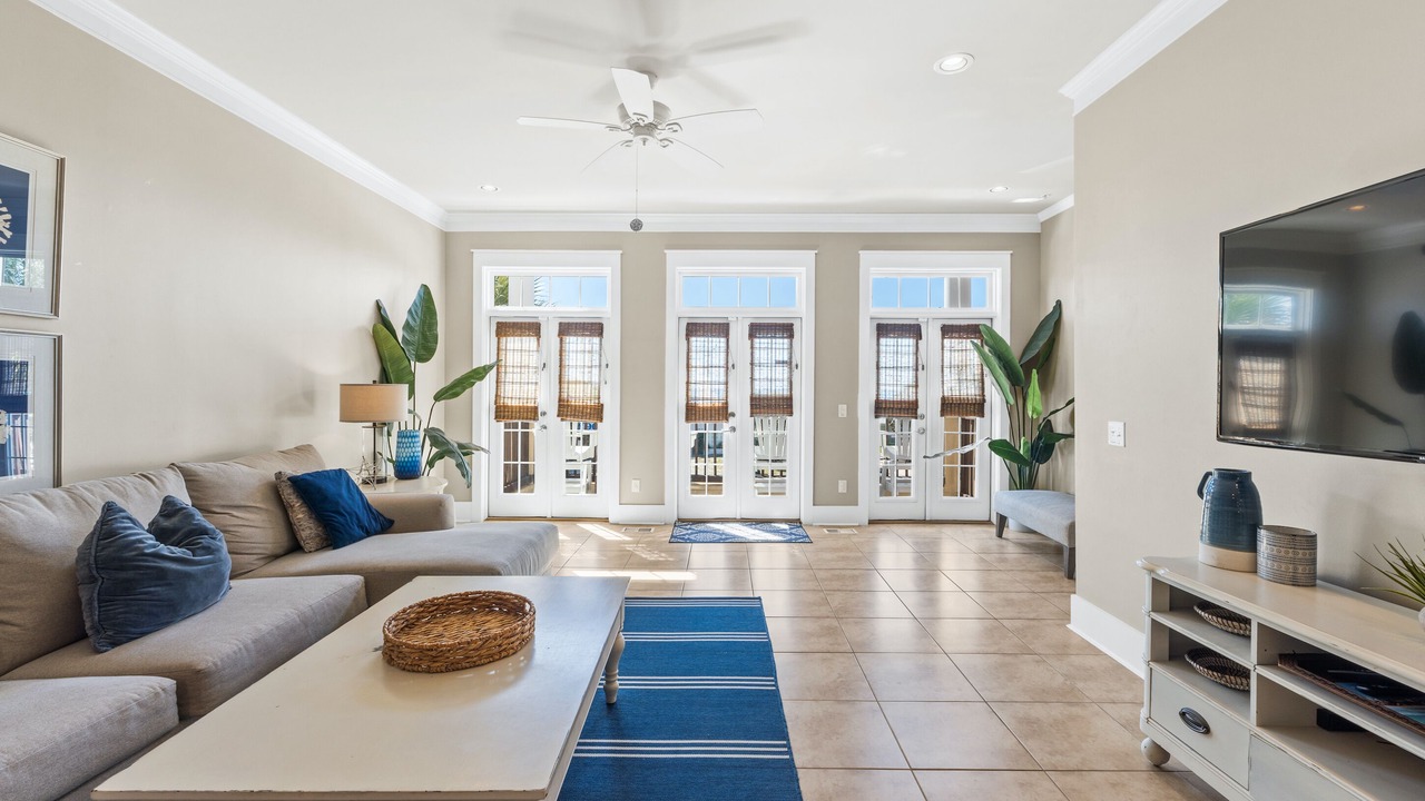Photo of Livingroom in Kiska Beach