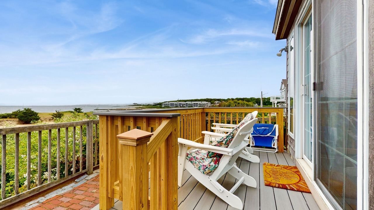 Photo of Patio Balcony in West Yarmouth