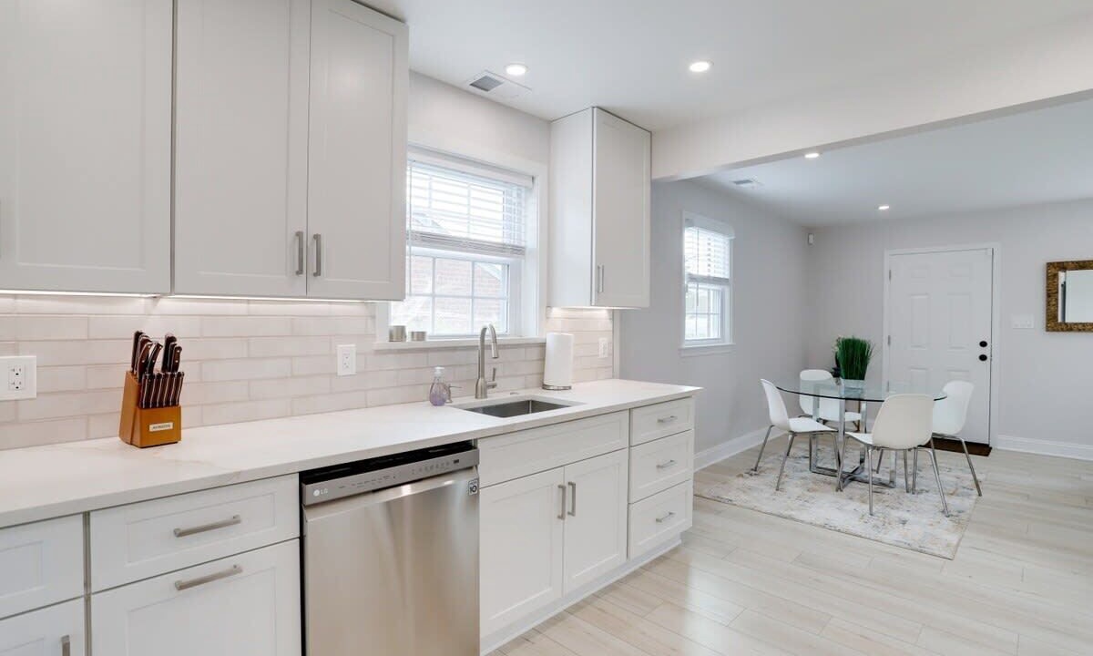 Photo of Kitchen in Seminary Hill