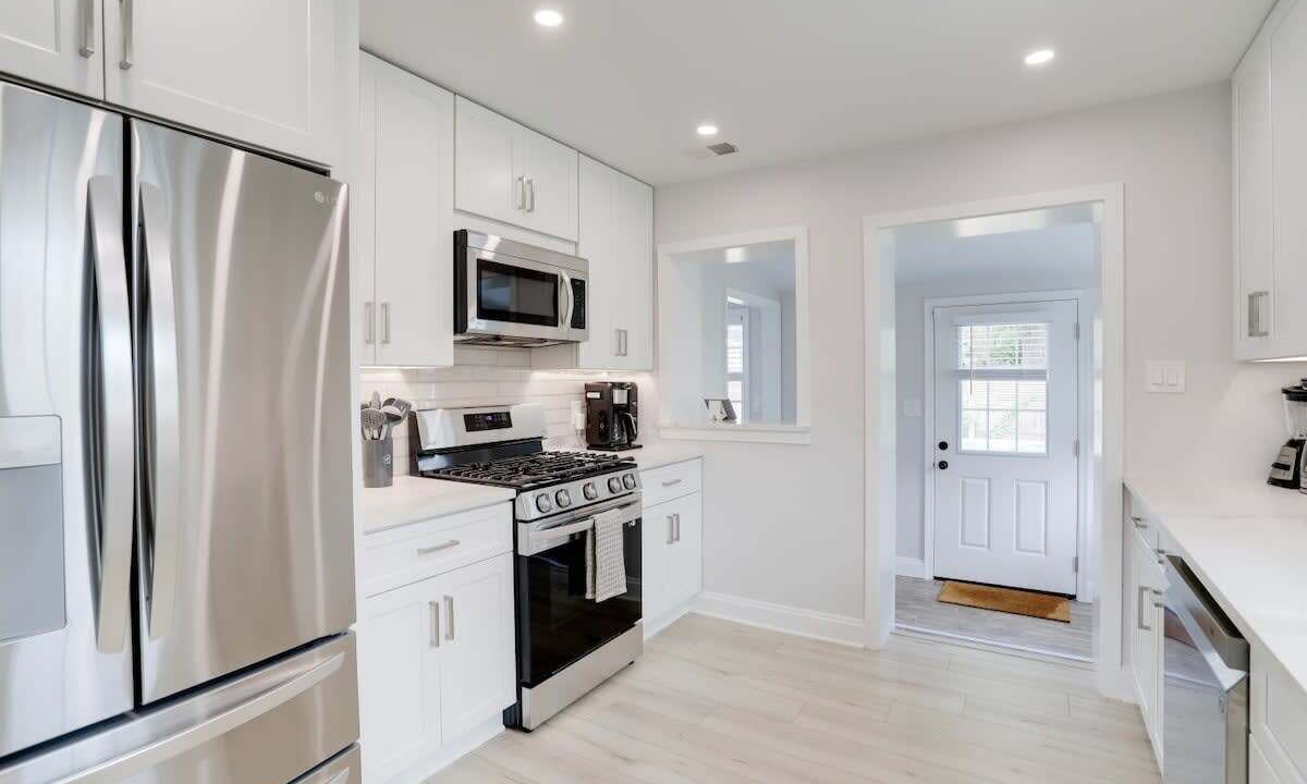 Photo of Kitchen in Seminary Hill