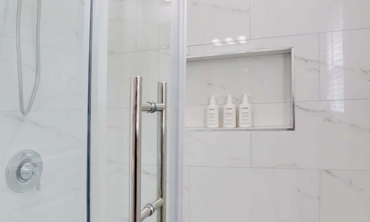 Photo of Bathroom in Seminary Hill