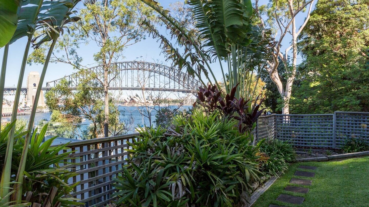 Photo of Outdoor in McMahons Point