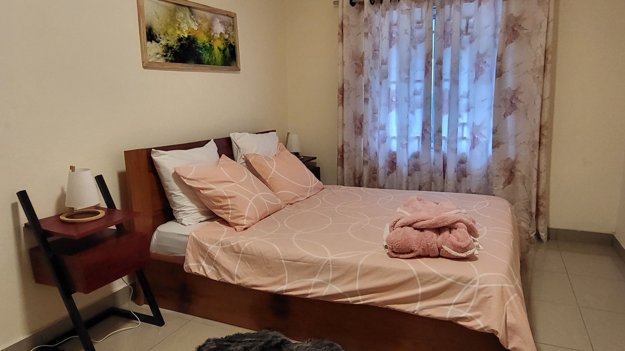 Photo of Bedroom in Pointe-Noire