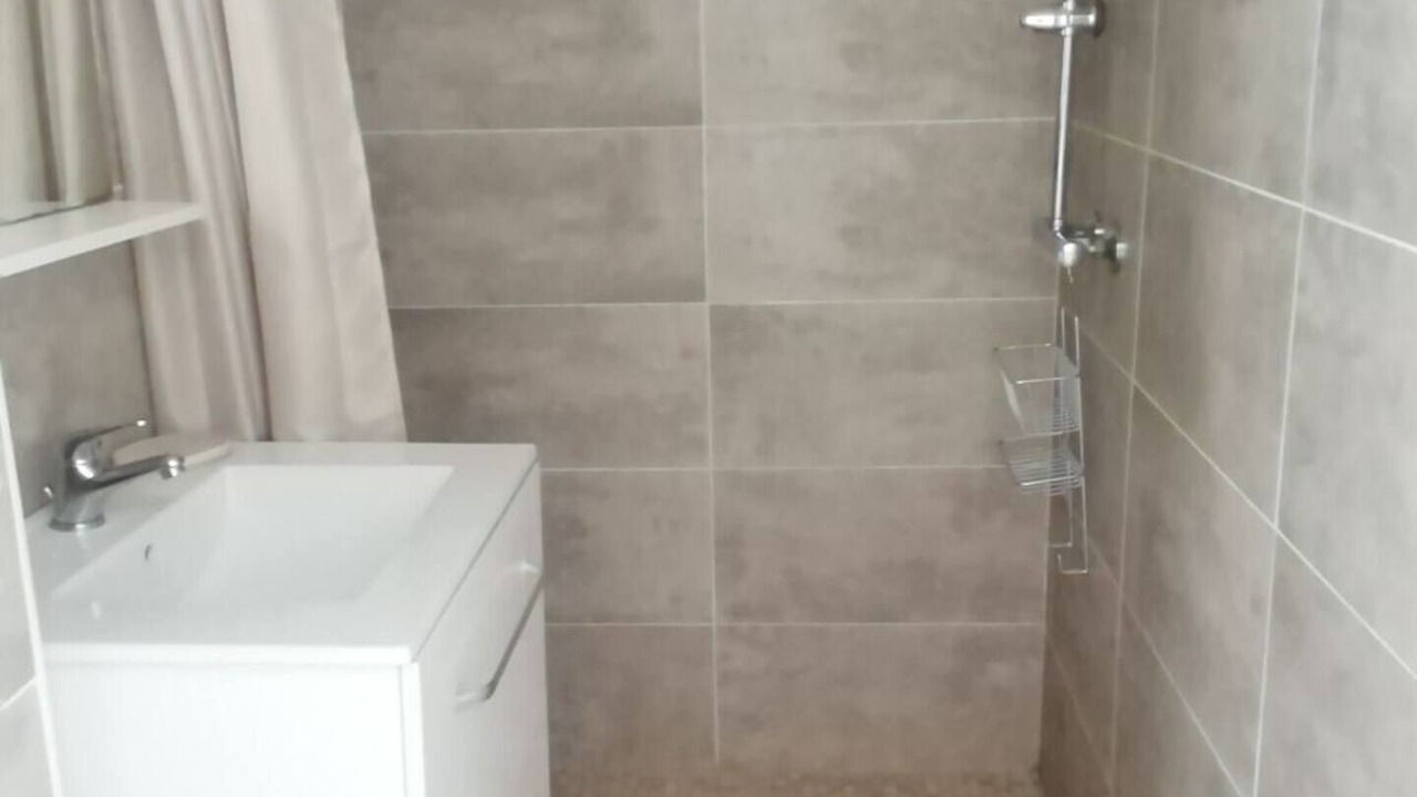 Photo of Bathroom in Althen-des-Paluds