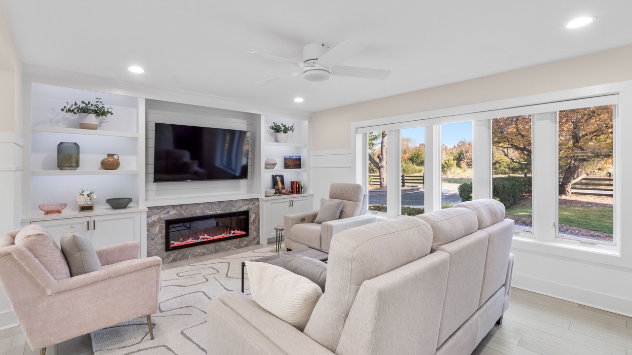 Photo of Livingroom in Ashburn
