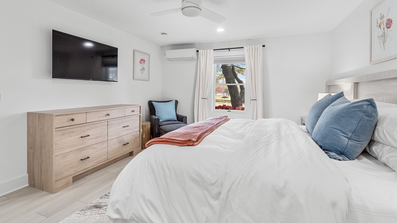 Photo of Bedroom in Ashburn