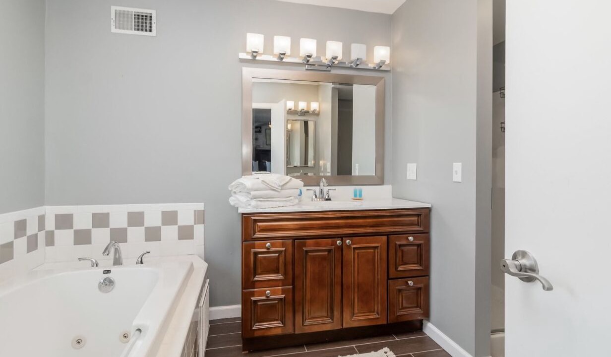 Photo of Bathroom in East Price Hill