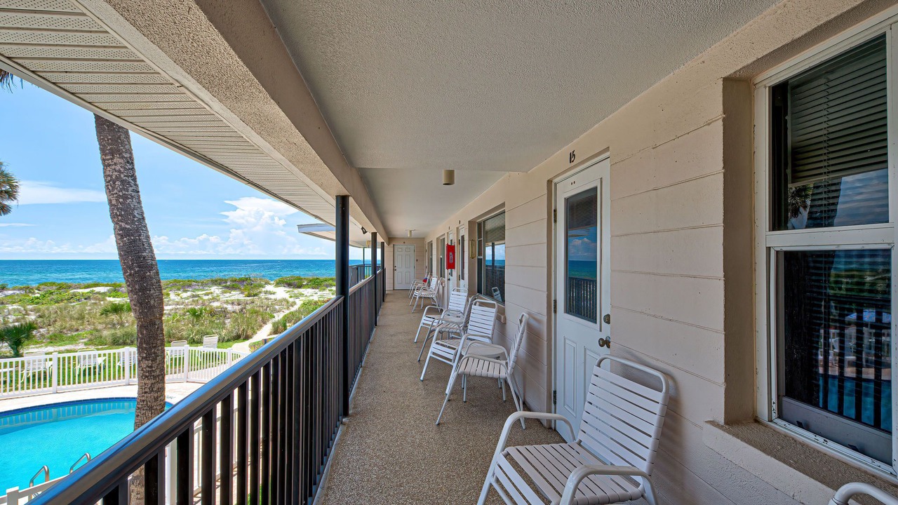 Photo of Patio Balcony in Golden Beach