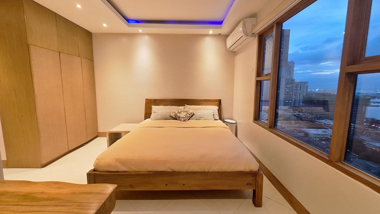 Photo of Bedroom in Ermita Night District