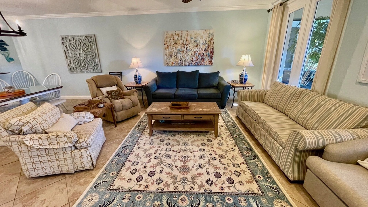 Photo of Livingroom in Gulf Place