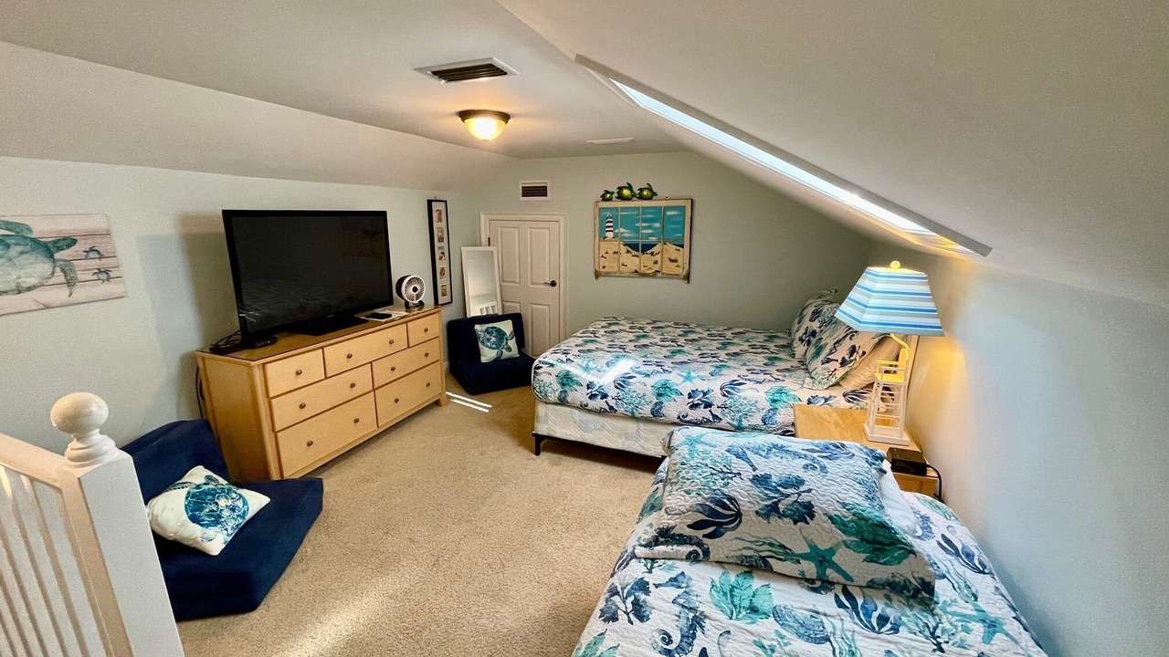 Photo of Bedroom in Gulf Place