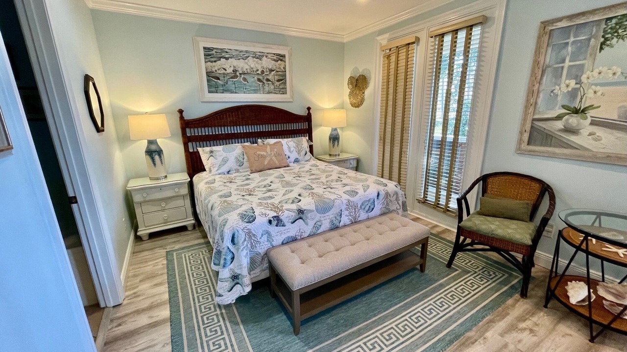 Photo of Bedroom in Gulf Place