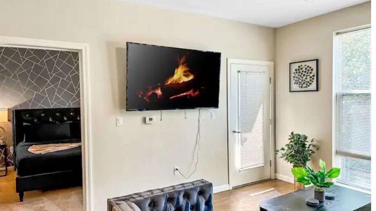 Photo of Livingroom in North Cambridge