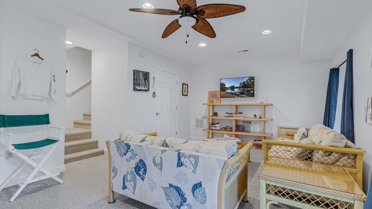 Photo of Livingroom in Weems