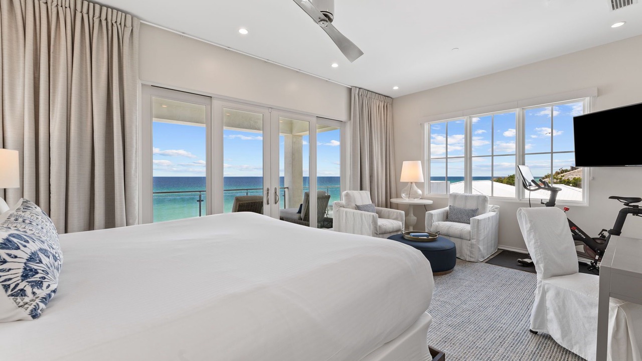 Photo of Bedroom in Seacrest