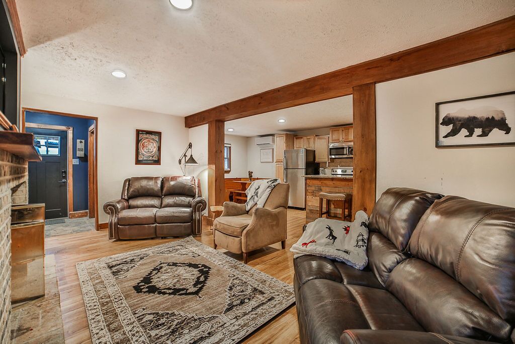 Photo of Livingroom in Great Valley
