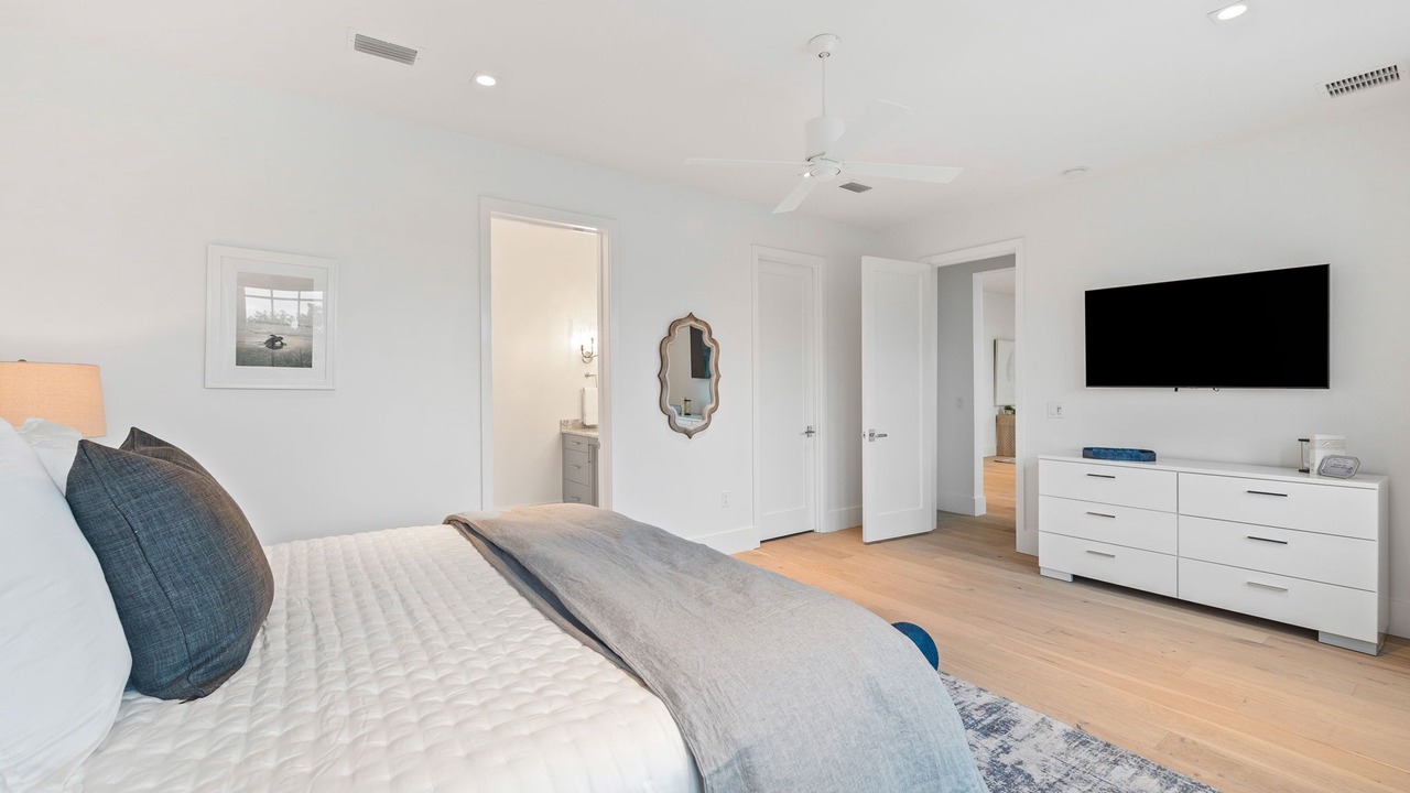 Photo of Bedroom in Seagrove Beach