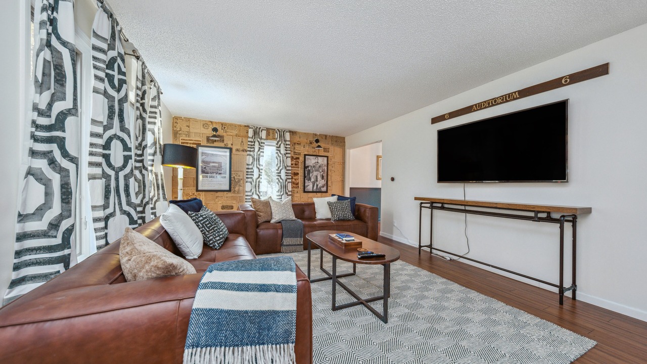 Photo of Livingroom in Granger