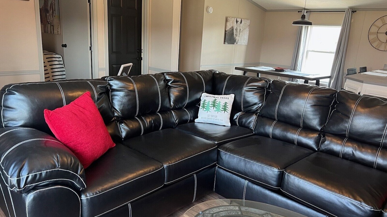 Photo of Livingroom in Otisco