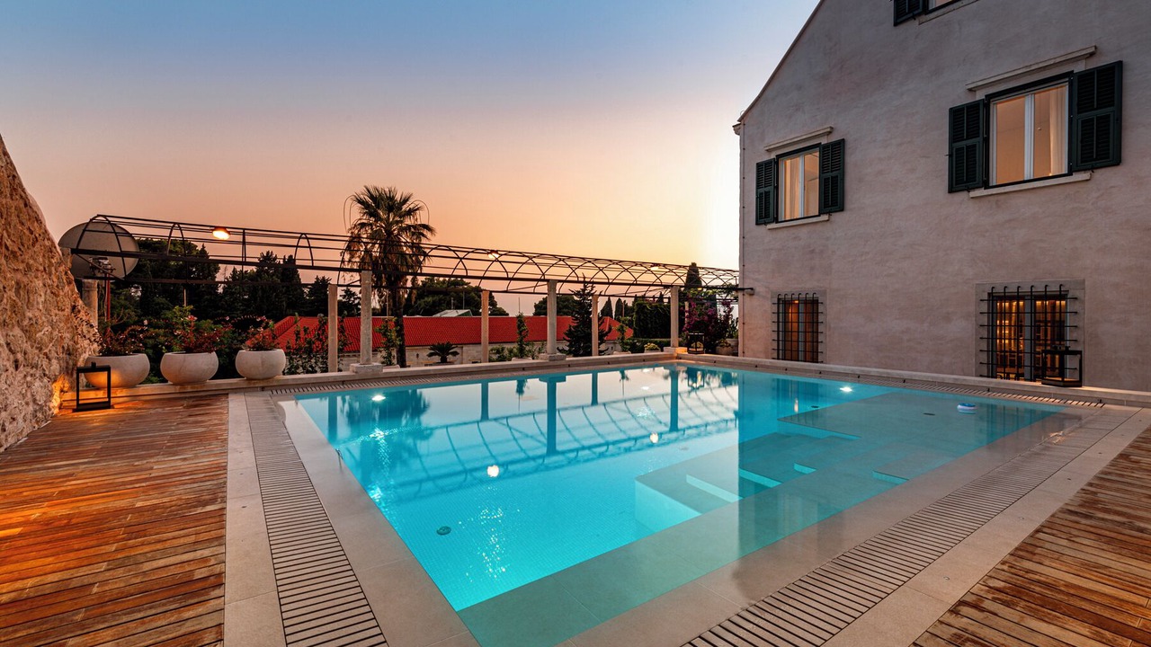 Photo of Outdoor in Pile