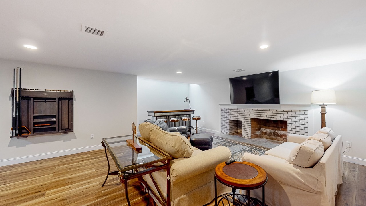 Photo of Livingroom in West Barnstable