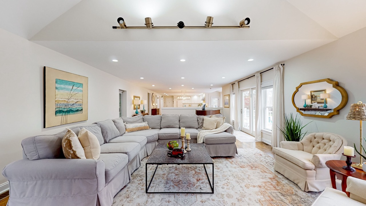 Photo of Livingroom in West Barnstable