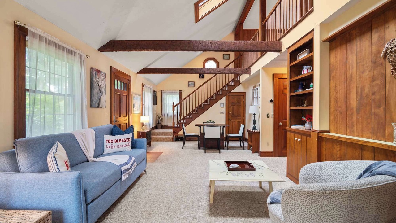 Photo of Livingroom in East Harwich