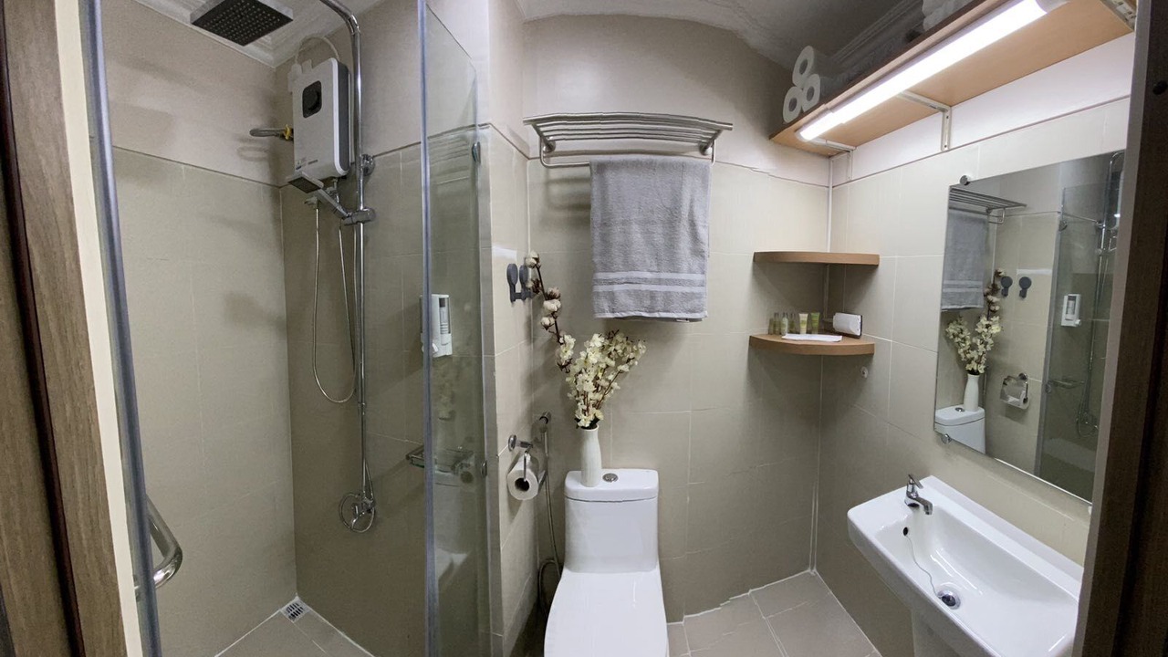 Photo of Bathroom in Highway Hills